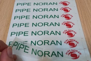 برچسب پی وی سی(PVC) شفاف